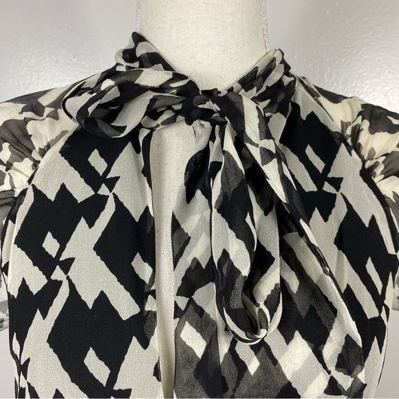 Diane Von Furstenberg silk lane houndstooth print dress - Picture 5 of 10